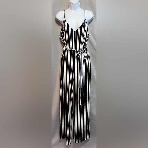 Forever 21 Striped Velvet Jumpsuit Navy/cream Sz 0X Plus‎ Women’s - Picture 3 of 12